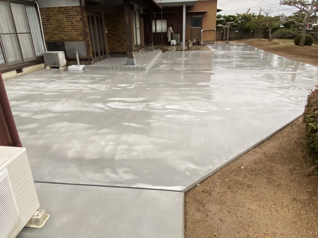 【綾川町Ｔ様邸】雑草対策＆庭仕舞い工事㊗完工｜コンクリートの最強雑草対策仕上げでスッキリ完了✨ (株)カインズガーデン