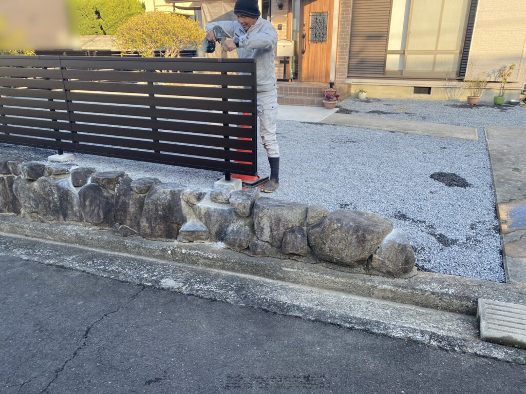 【綾川町Ｓ様邸】庭仕舞い工事㊗完工｜お庭は雑草対策バッチリ👍目隠しフェンスで囲いスッキリ完了✨ (株)カインズガーデン