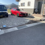 【丸亀市Ｙ様邸】駐車場とカーポート工事着工⛑｜砂利や枕木撤去・鋤取り等、駐車場リフォーム開始です (株)カインズガーデン
