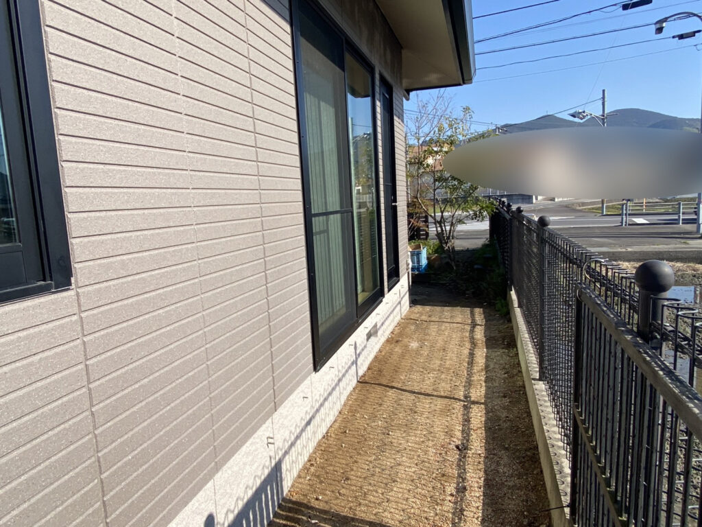 【三豊市Ａ様邸】サンルーム設置工事再開｜先にコンクリートを打設し、サンルーム設置は来週からです (株)カインズガーデン