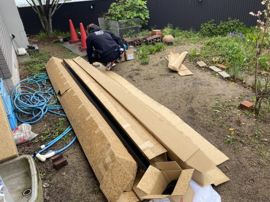 【三豊市Ａ様邸】サンルーム設置工事㊗完工｜風通し最高～✨プライバシー保護◎ 快適洗濯干し場完成 (株)カインズガーデン