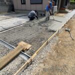 【坂出市Ｏ様邸】庭仕舞い工事｜お庭全面のコンクリート打設，広くて停めやすい駐車場になっていきます (株)カインズガーデン