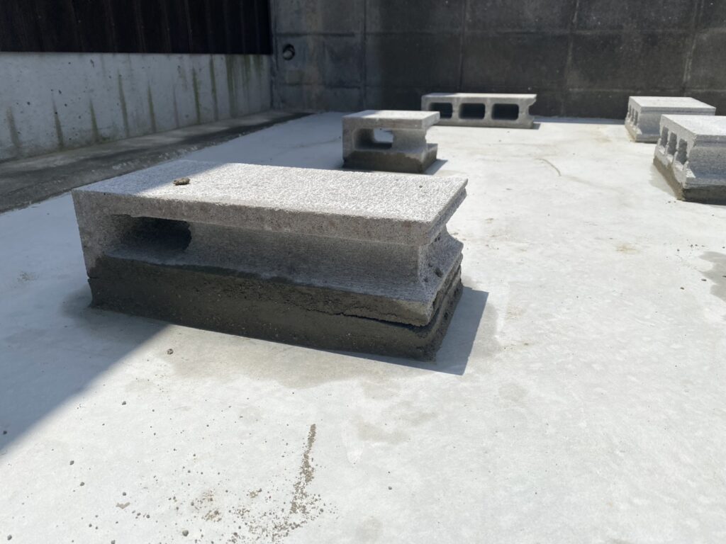 【多度津町Ｔ様邸】雑草対策＆駐車場工事㊗完工｜全面雑草対策完了！スタイリッシュな広々駐車場完成✨ (株)カインズガーデン