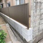 【丸亀市Ｕ様邸】ブロック塀撤去＆目隠しフェンス工事㊗完工｜スッキリ明るく、安全な境界面が完成✨ (株)カインズガーデン