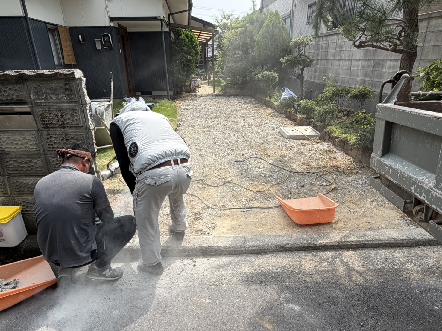 【丸亀市ＴＡ様邸】庭仕舞い工事｜門柱撤去や塀カットし間口を広く✨コンクリート打設準備も進めます (株)カインズガーデン