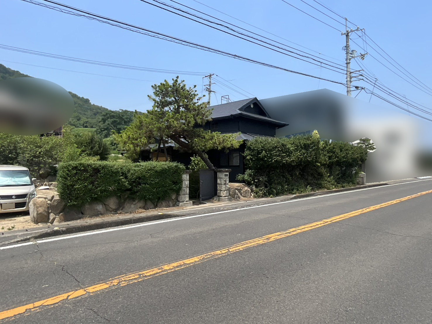 【高松市Ｈ様邸】庭仕舞い工事着工⛑｜生垣や庭木撤去し、駐車場・目隠しフェンスや雑草対策をします (株)カインズガーデン
