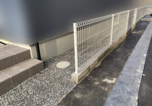 【琴平町Ｉ様邸】庭仕舞い工事㊗完工｜お家周りの雑草対策やブロック，コンクリートデッキ等完了 (株)カインズガーデン｜香川県の庭じまい，雑草対策