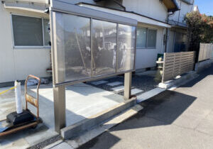 【高松市Ｋ様邸】庭仕舞い工事㊗完工｜生垣や花壇撤去し雑草対策＆和テイストの玄関周りもスッキリ完了 (株)カインズガーデン