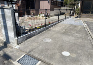 【香川町Ｈ様邸二期】ブロックフェンス工事㊗完工｜軽量メッシュフェンスで安心✨境界面スッキリ完成 (株)カインズガーデン